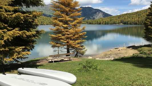 Herbst-SUP: So machst du deine Wanderferien noch sportlicher